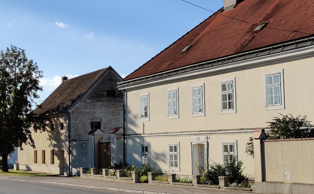 Hauskirchen Pfarrhaus