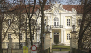 Mehr über den Artikel erfahren Schloss Wilfersdorf – Auf den Spuren der Liechtensteiner
