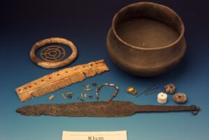 Mehr über den Artikel erfahren Hauskirchen – Das bedeutende langobardische Fürstinnengrab